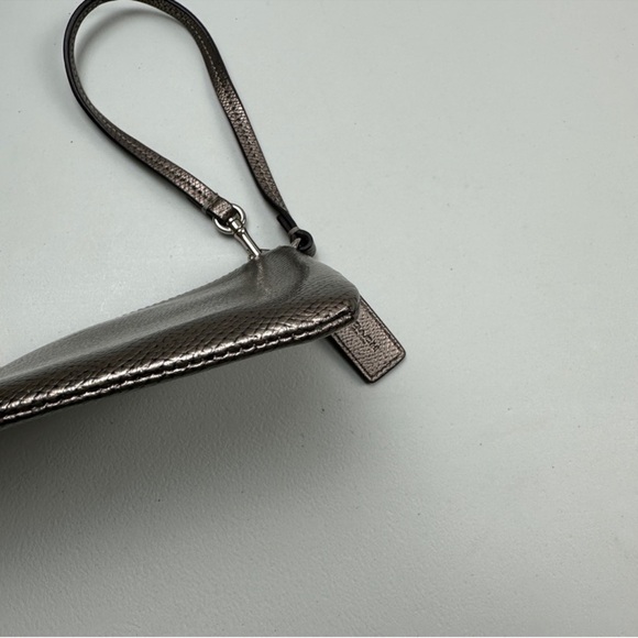 Coach leather wristlet - Picture 7 of 14